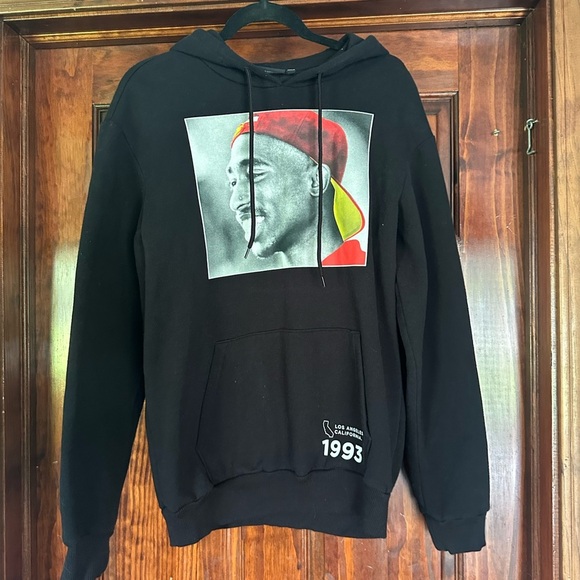 Black Hoodie with Iconic Graphic - Picture 1 of 5